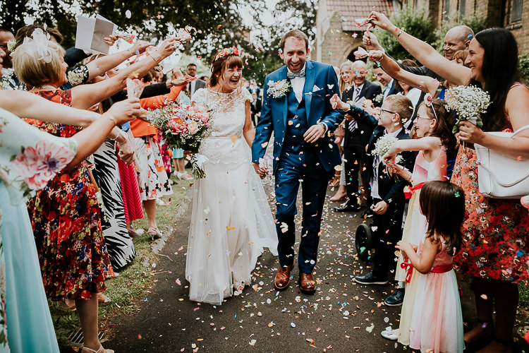Confetti Throw Bright Colourful DIY Back Garden Wedding http://jonnymp.com/