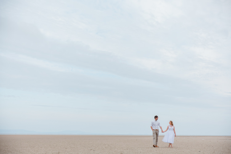 Relaxed Fun Beach DIY Wedding http://www.michellehuggleston.com/