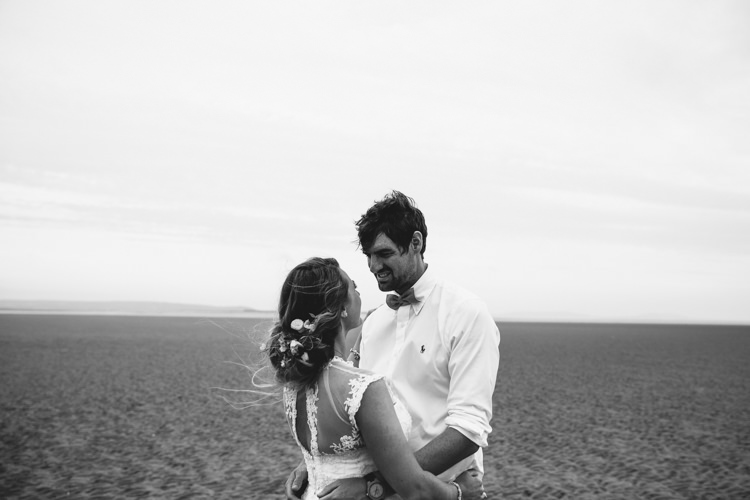 Relaxed Fun Beach DIY Wedding http://www.michellehuggleston.com/