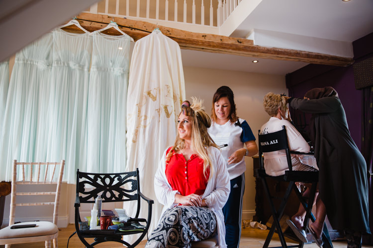 Relaxed Fun Beach DIY Wedding http://www.michellehuggleston.com/