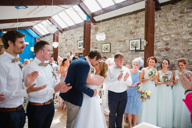 Relaxed Fun Beach DIY Wedding http://www.michellehuggleston.com/