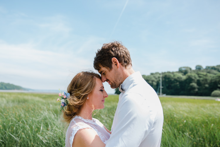 Relaxed Fun Beach DIY Wedding http://www.michellehuggleston.com/