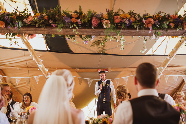 Floral Garland Runner Flowers Bunting Hessian Rural Clifftop Tipi Wedding https://www.njphotographic.co.uk/