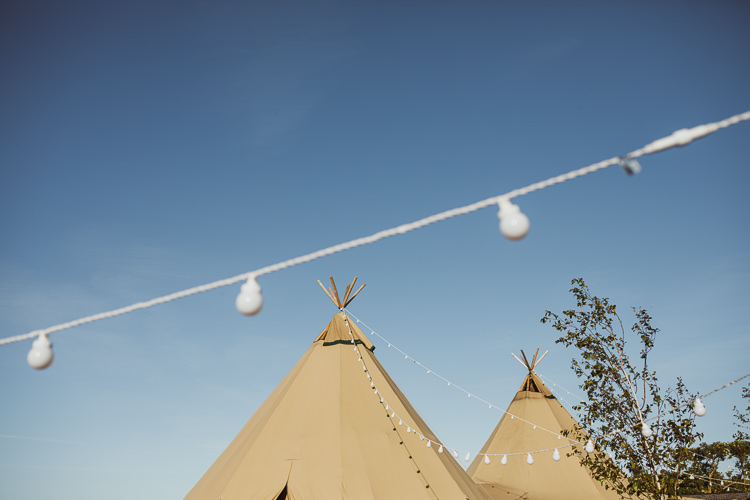 Rural Clifftop Tipi Wedding https://www.njphotographic.co.uk/