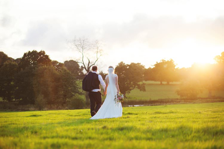 Elegant DIY Country Manor Wedding http://www.bengoode.com/
