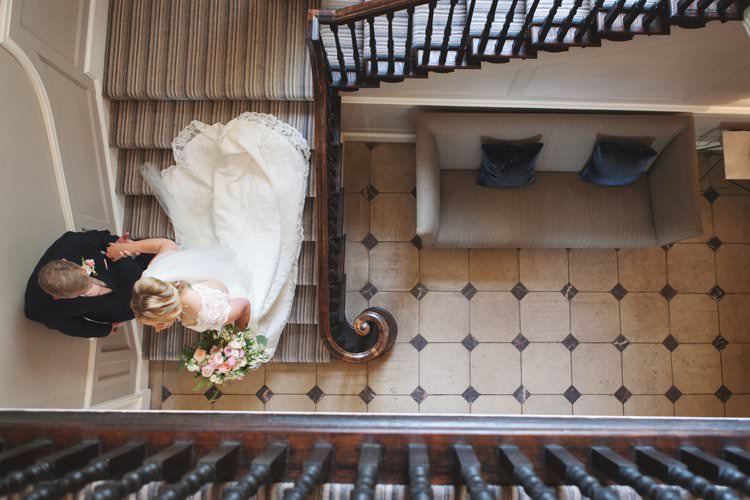 Elegant DIY Country Manor Wedding http://www.bengoode.com/