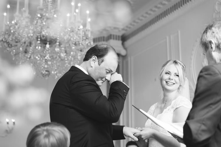 Elegant DIY Country Manor Wedding http://www.bengoode.com/