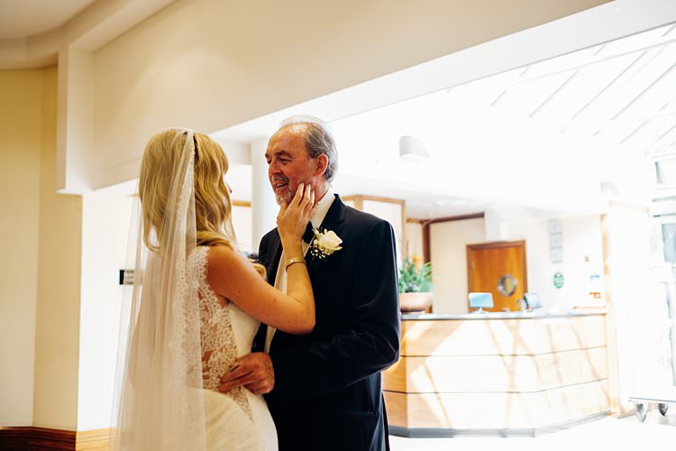 Stylish Country House Rave Wedding http://www.mariannechua.com/
