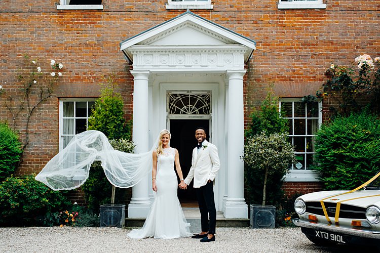 Stylish Country House Rave Wedding http://www.mariannechua.com/