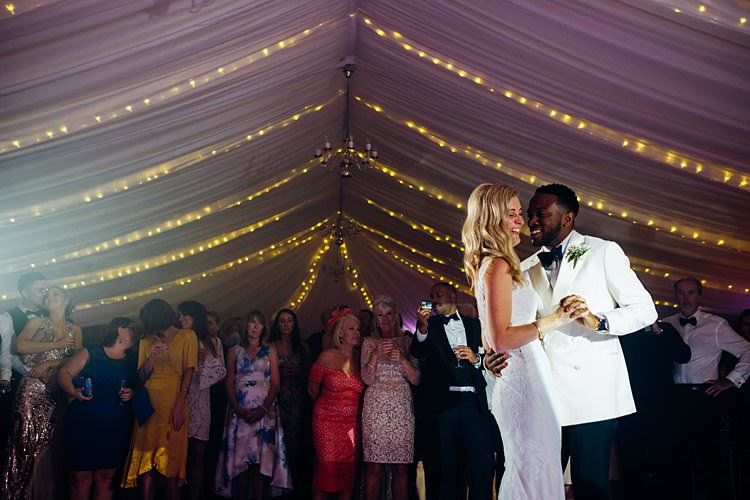 Stylish Country House Rave Wedding http://www.mariannechua.com/