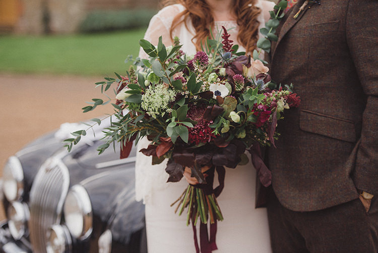 Bouquet Flowers Bride Bridal Red Greenery Ribbon Joyful Warm Cosy Autumn Barn Wedding http://www.rebeccadouglas.co.uk/