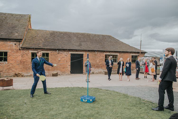 Whimsical Green Copper Rustic DIY Wedding http://www.brookrosephotography.co.uk/