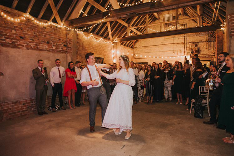 Whimsical Green Copper Rustic DIY Wedding http://www.brookrosephotography.co.uk/