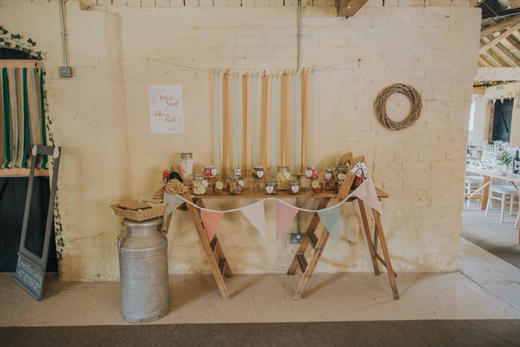 Sweets Sweetie Table Ribbon Backdrop Bunting Whimsical Green Copper Rustic DIY Wedding http://www.brookrosephotography.co.uk/