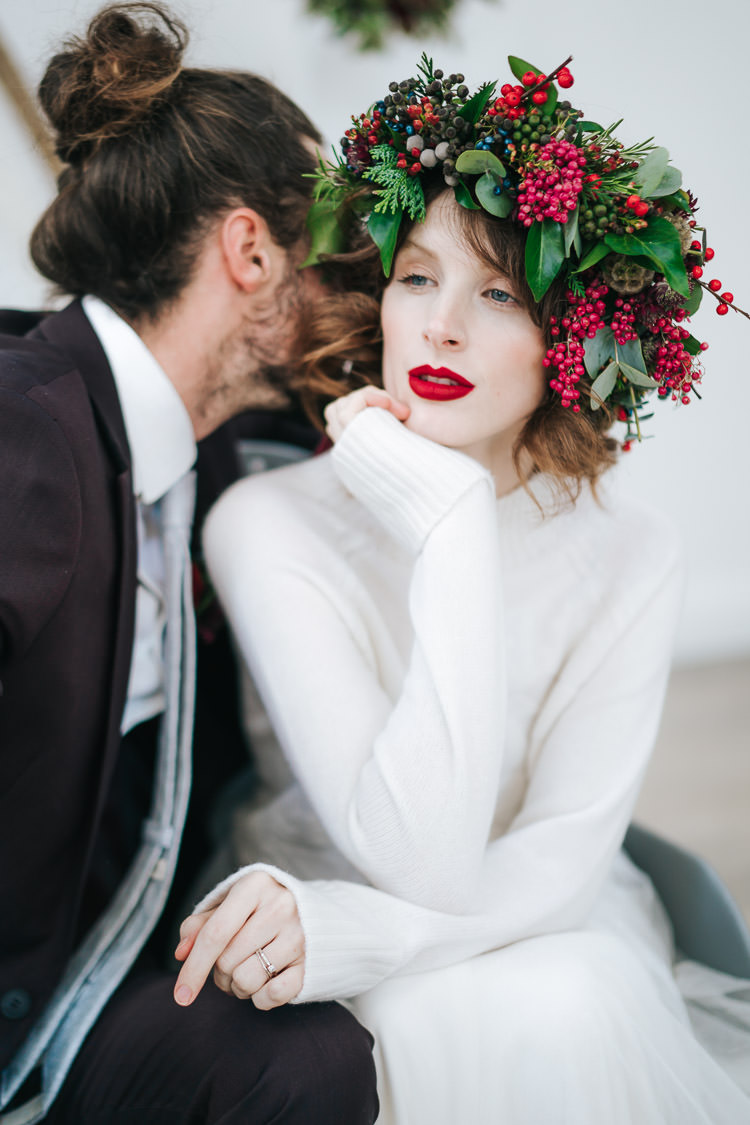 Red Green Winter Wonderland Wedding Ideas http://www.angelawardbrown.com/