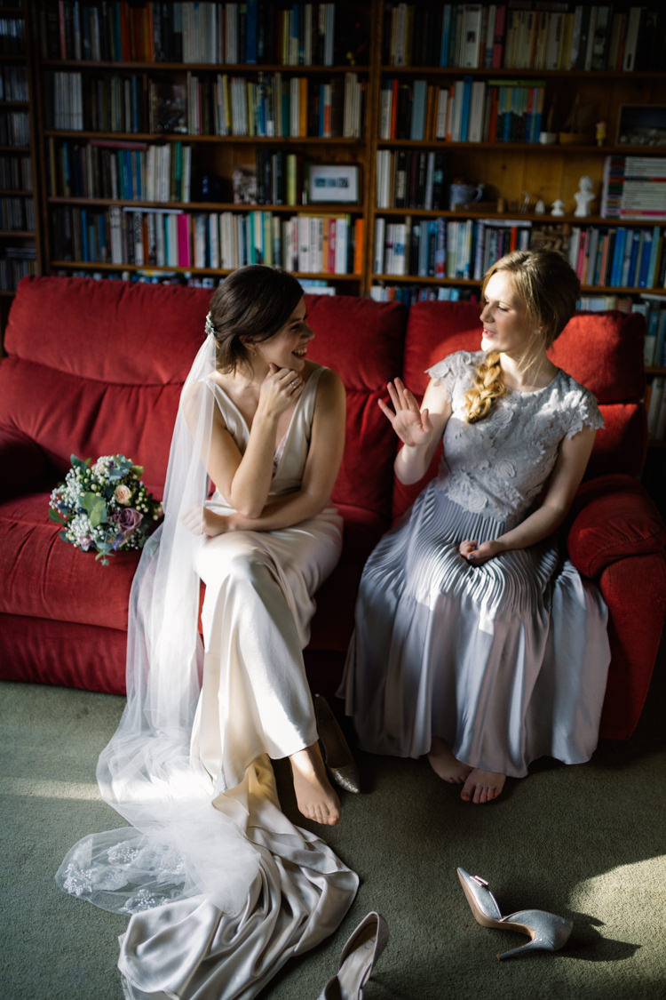 Playful Metallic Zoo Winter Wedding https://www.jennbrookesphotographer.com/