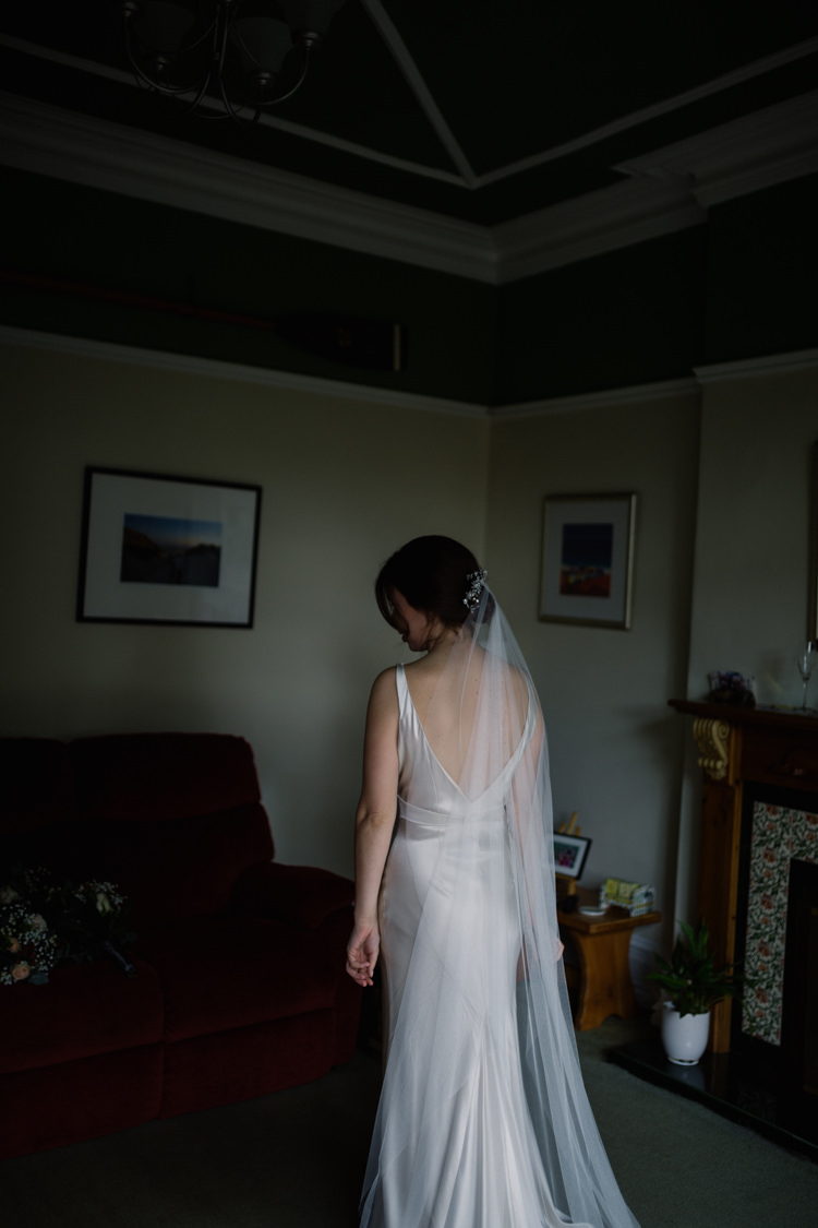Playful Metallic Zoo Winter Wedding https://www.jennbrookesphotographer.com/