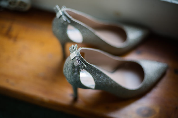 Playful Metallic Zoo Winter Wedding https://www.jennbrookesphotographer.com/