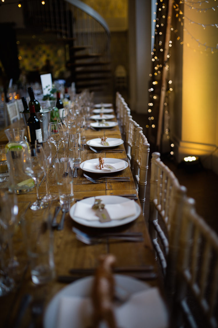 Playful Metallic Zoo Winter Wedding https://www.jennbrookesphotographer.com/