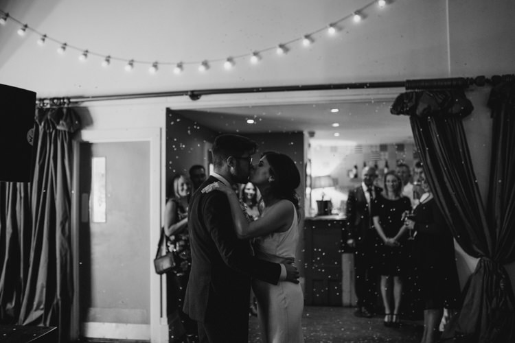 Playful Metallic Zoo Winter Wedding https://www.jennbrookesphotographer.com/
