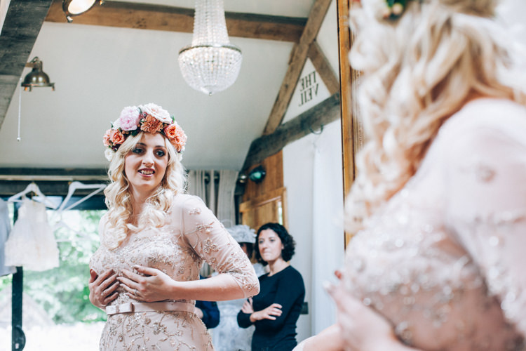 Flowery Bohemian Secret Garden Wedding https://caseyavenue.co.uk/