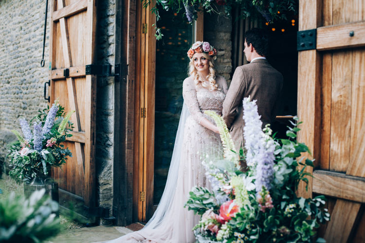 Flowery Bohemian Secret Garden Wedding https://caseyavenue.co.uk/