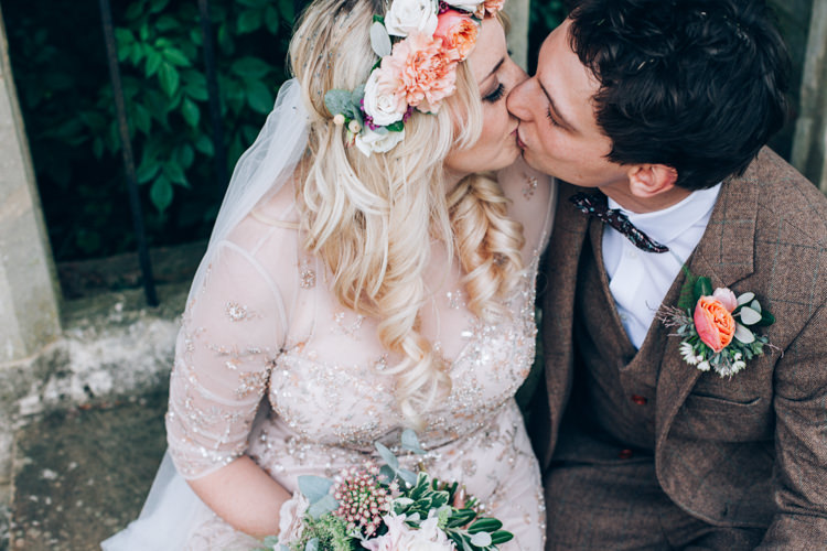 Flowery Bohemian Secret Garden Wedding https://caseyavenue.co.uk/
