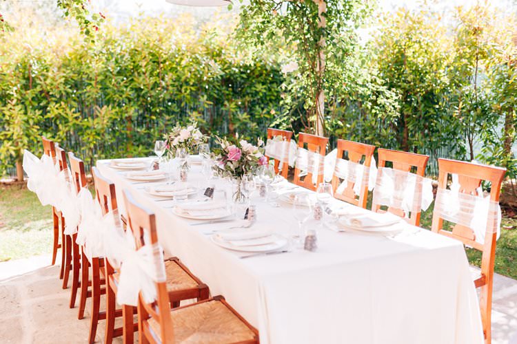 Italy Destination Wedding Olive Trees Simple Outdoor Reception Summer Spring | Romantic Garden Elopement Tuscany http://purewedding.it/en