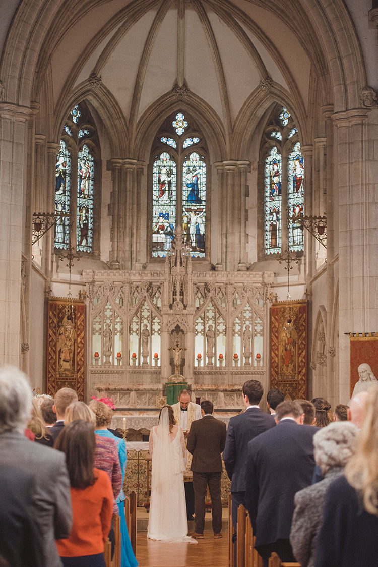 Joyful Warm Cosy Autumn Barn Wedding http://www.rebeccadouglas.co.uk/