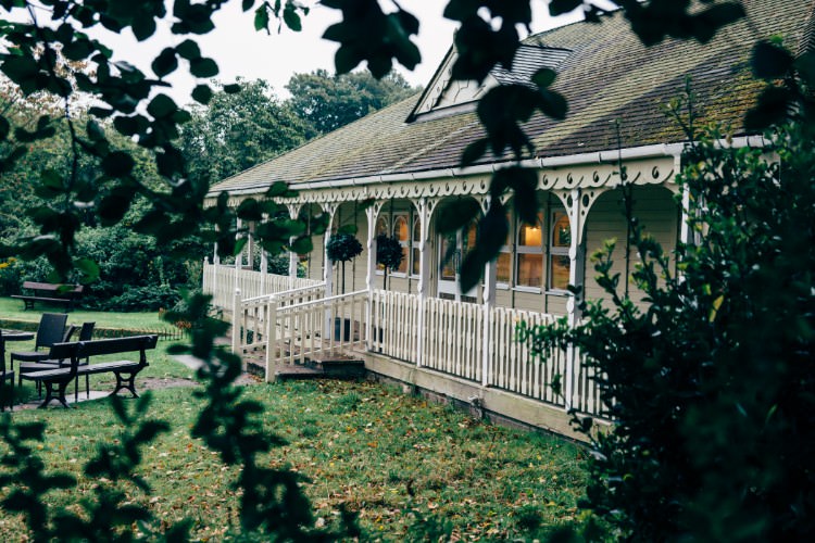 Old Fashioned Fete Cricket Pavilion Wedding https://www.naomijanephotography.com/