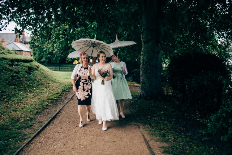 Old Fashioned Fete Cricket Pavilion Wedding https://www.naomijanephotography.com/