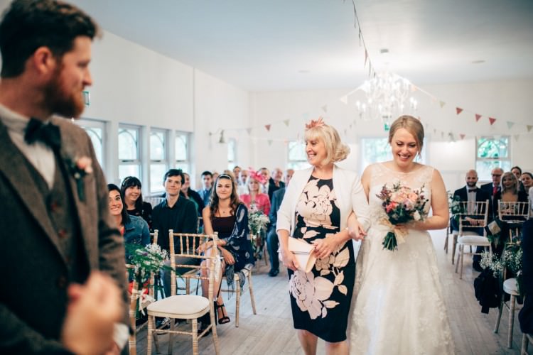 Old Fashioned Fete Cricket Pavilion Wedding https://www.naomijanephotography.com/