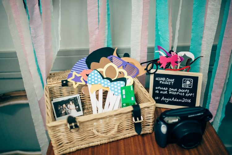 Old Fashioned Fete Cricket Pavilion Wedding https://www.naomijanephotography.com/