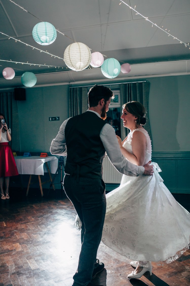 Old Fashioned Fete Cricket Pavilion Wedding https://www.naomijanephotography.com/