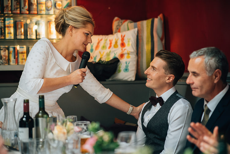 Chic Relaxed London Pub Wedding https://theshannons.photography/