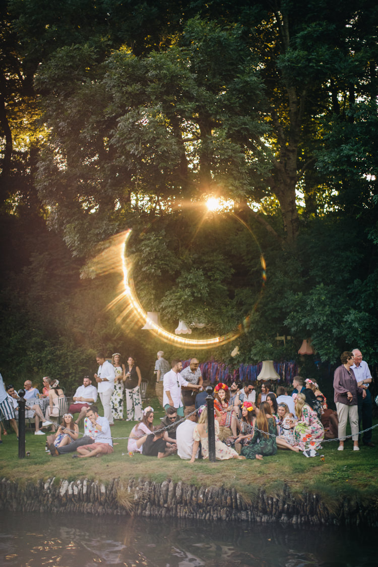Retro 70s Bohemian Summer Dream Wedding http://whitecatstudio.ie/
