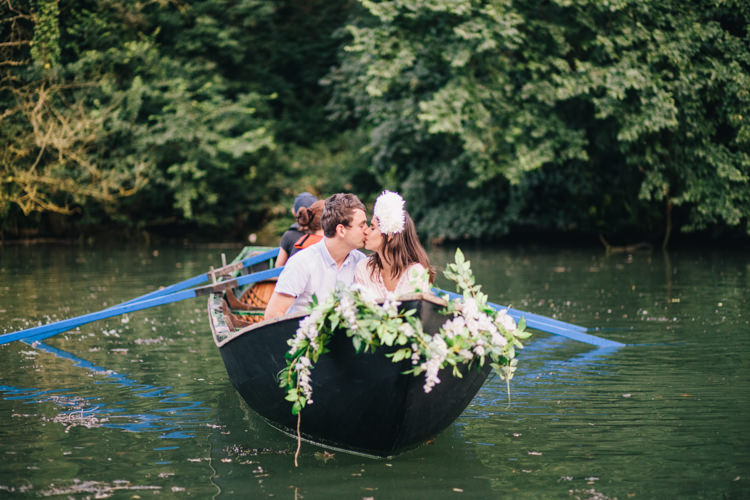 Retro 70s Bohemian Summer Dream Wedding http://whitecatstudio.ie/