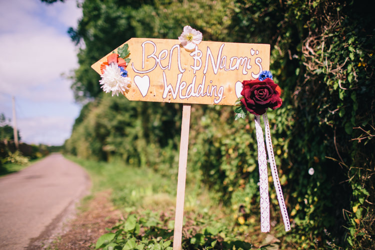 Painted Wooden Floral Sign Post Retro 70s Bohemian Summer Dream Wedding http://whitecatstudio.ie/