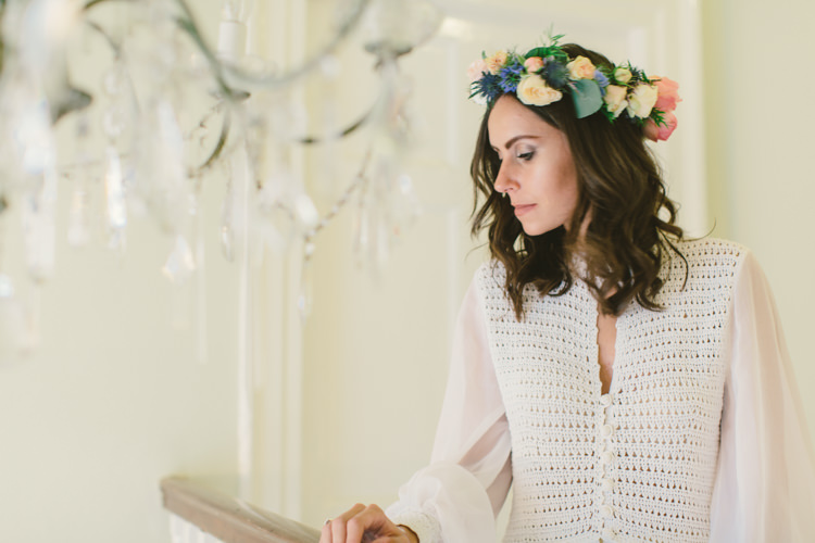Retro 70s Bohemian Summer Dream Wedding http://whitecatstudio.ie/