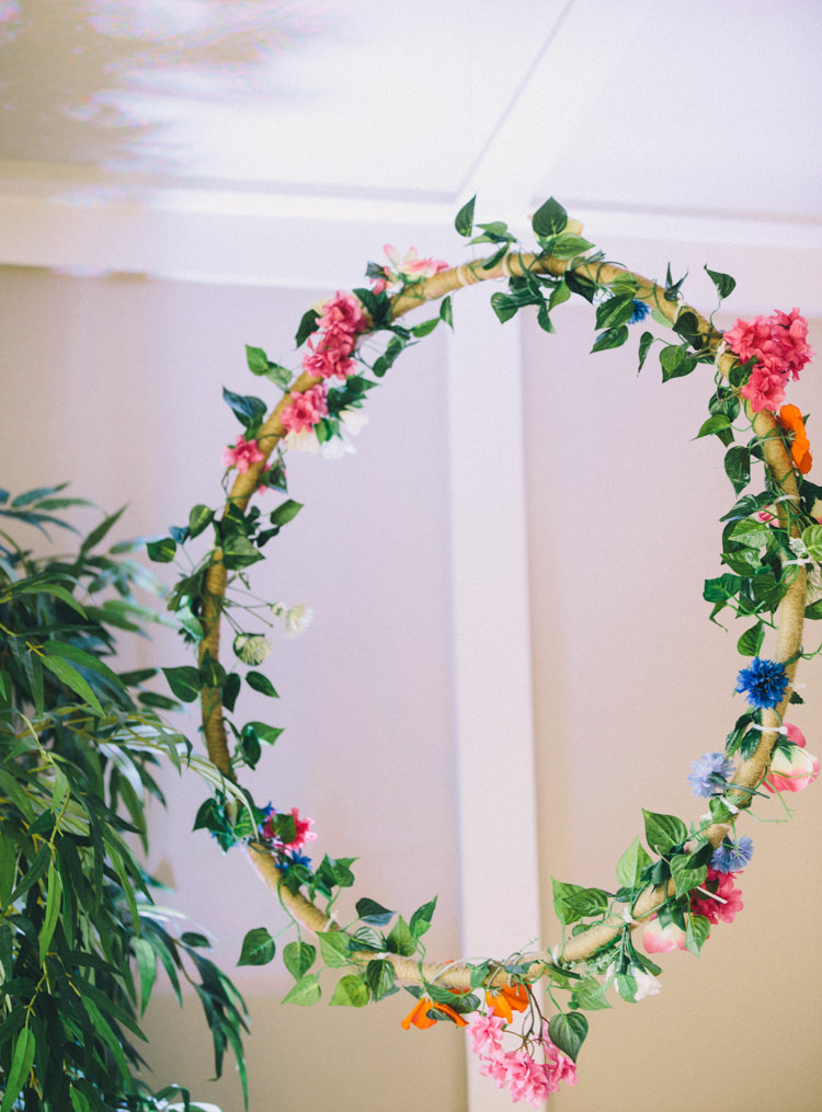Floral Hanging Hoop Retro 70s Bohemian Summer Dream Wedding http://whitecatstudio.ie/
