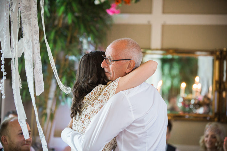 Retro 70s Bohemian Summer Dream Wedding http://whitecatstudio.ie/