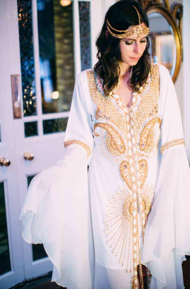 Retro 70s Bohemian Summer Dream Wedding http://whitecatstudio.ie/