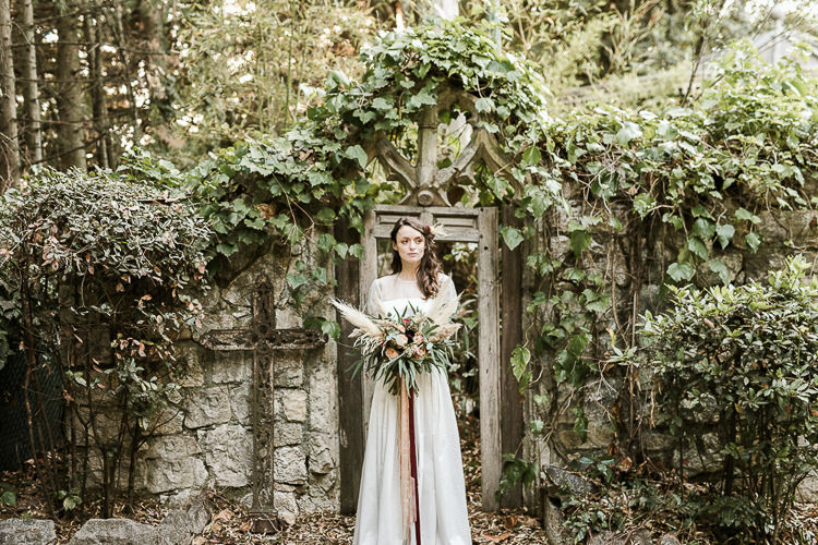 Trendy Beautiful French Elopement Wedding Ideas http://oliviamarocco.com/