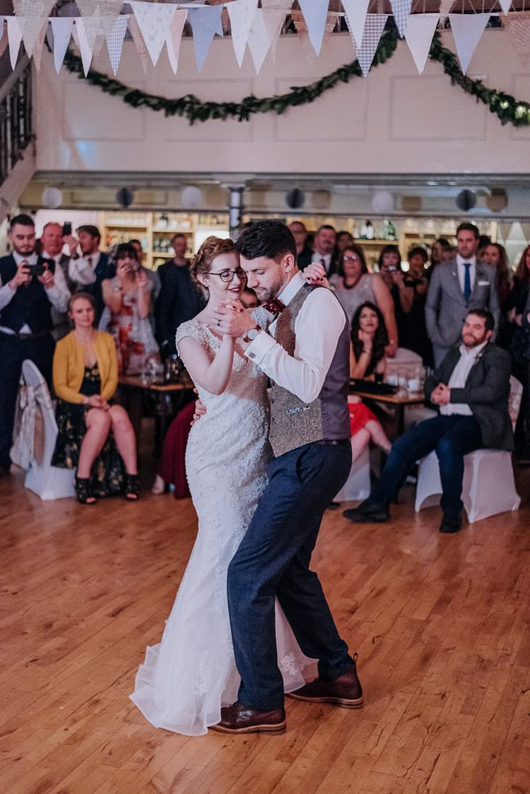 Twinkly Rustic Winter Wonderland Wedding https://www.kazooieloki.co.uk/