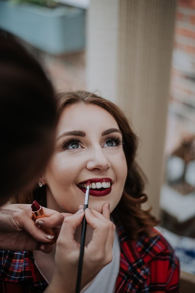 Make Up Bride Bridal Red Lips Twinkly Rustic Winter Wonderland Wedding https://www.kazooieloki.co.uk/