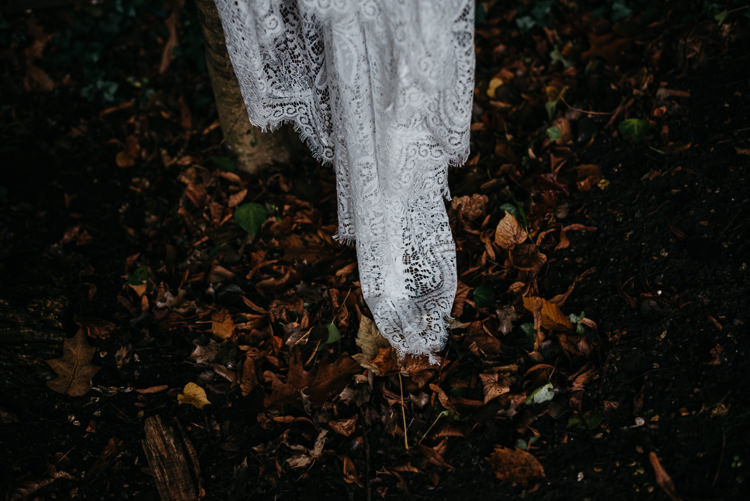 Folky Woodland Adventure Wedding https://elainewilliamsphoto.com/
