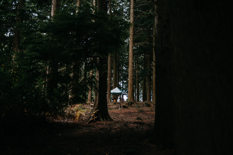 Folky Woodland Adventure Wedding https://elainewilliamsphoto.com/