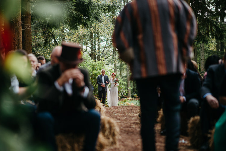 Folky Woodland Adventure Wedding https://elainewilliamsphoto.com/