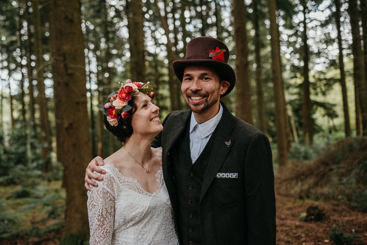 Folky Woodland Adventure Wedding https://elainewilliamsphoto.com/