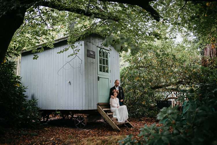 Folky Woodland Adventure Wedding https://elainewilliamsphoto.com/